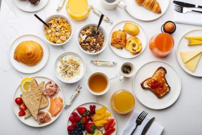 Petit déjeuner buffet