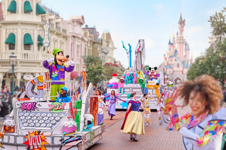 Hotel Partnered with Disneyland® Paris · Hotel Ki Space